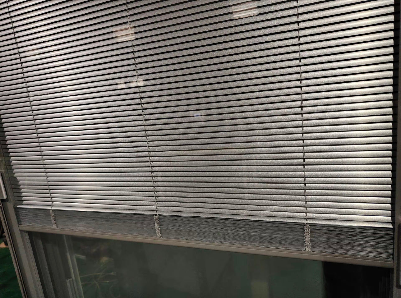 Zhiding Hollow louver glass(Price please ask customer service) Custom shade durable