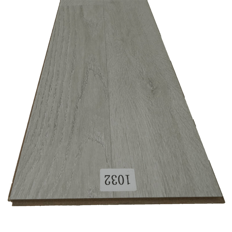 Sanxing 1031 Laminate flooring 810x200x9.5mm 3.888 square /24 pieces/bag Starting batch 1000 square or more
