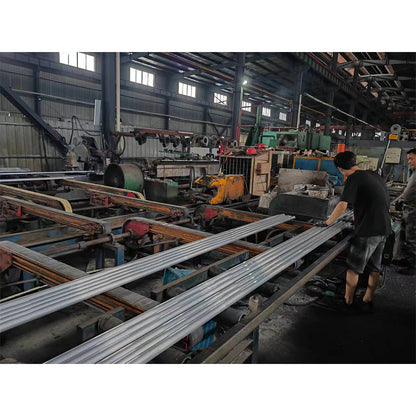 SANZHOU  Aluminum extruder production workshop